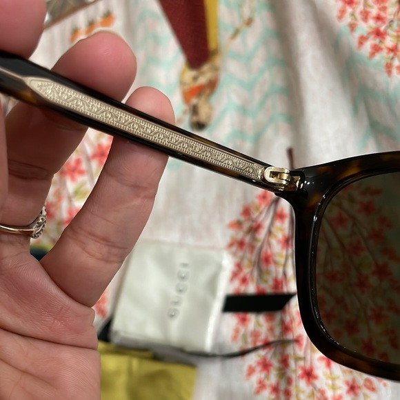 Authentic Gucci Sunglasses - Picture 5 of 5